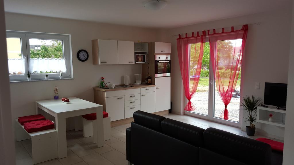 Behappy Apartman Rust Szoba fotó