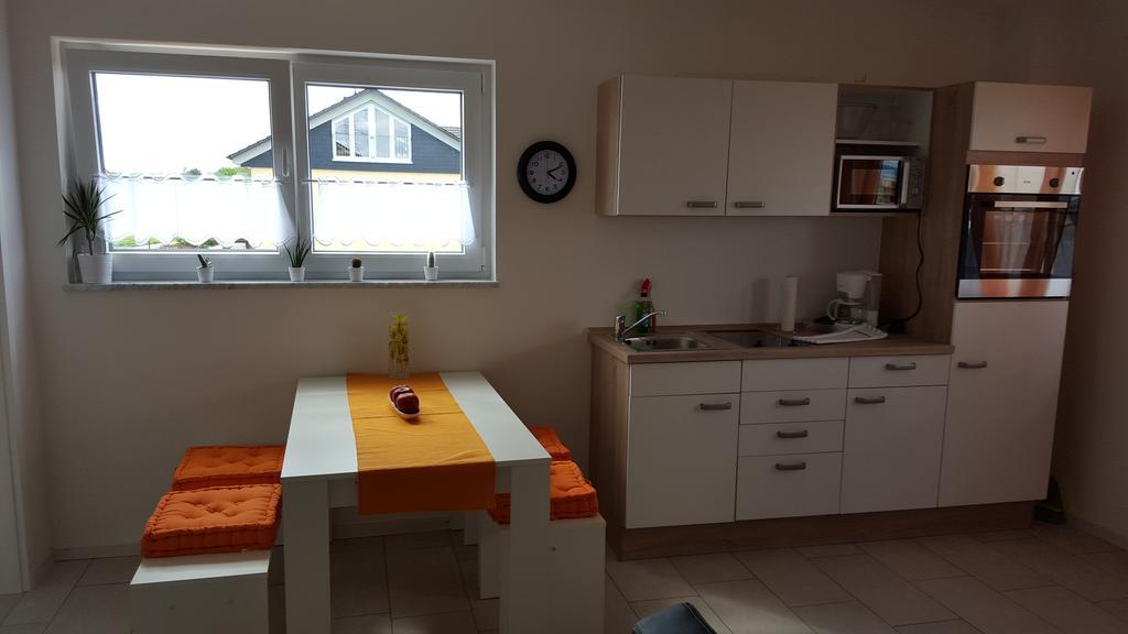 Behappy Apartman Rust Szoba fotó